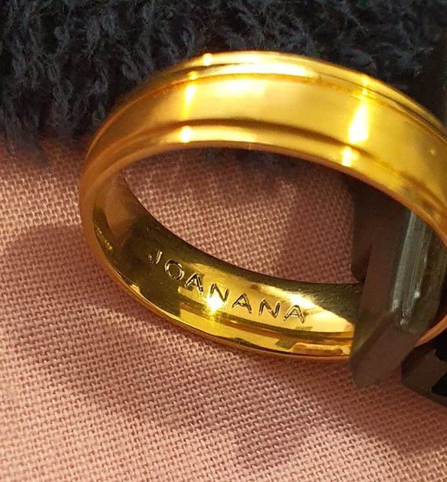 Aliança ouro laminado 18k.