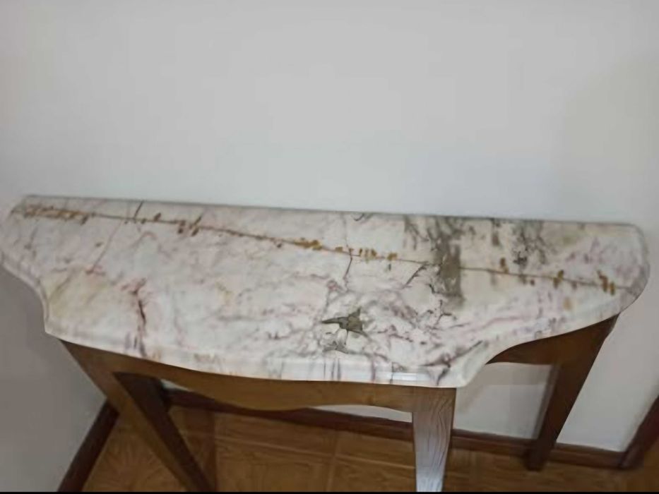 Móvel consola com pedra mármore