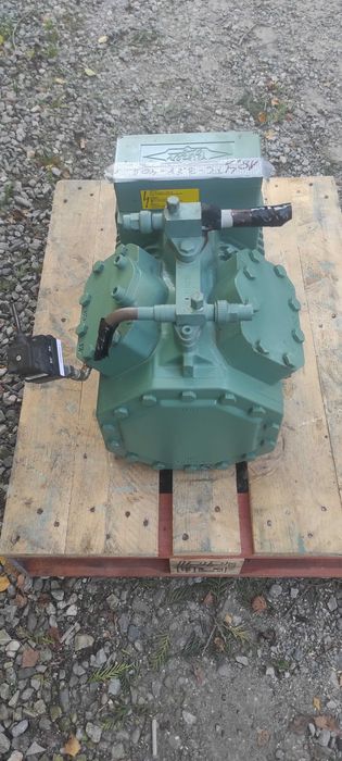 Sprężarka półhermetyczna Bitzer 12,5kW(-5°C / +40°C)  4FC-3.2Y-40S