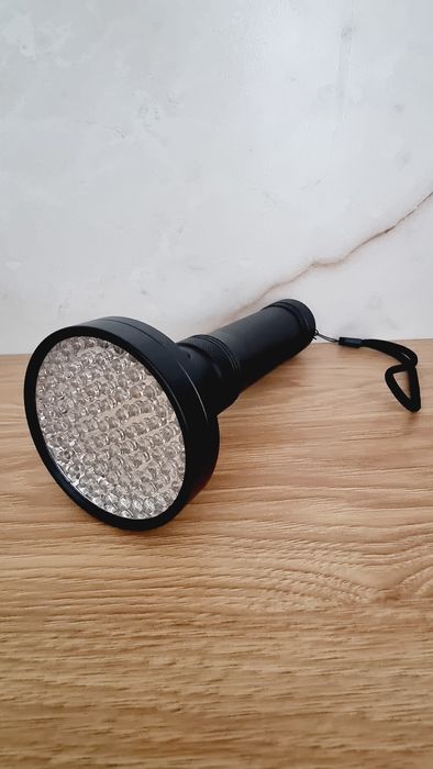 Latarka UV Poszukiwanie Bursztynu duża Moc