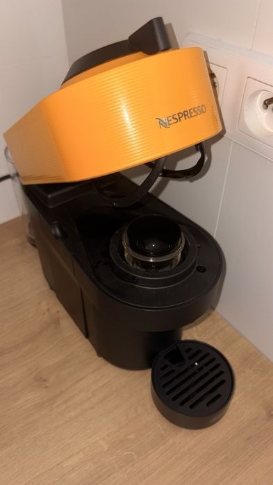 Ekspres Delonghi Nespresso Vertuo Pop ENV90.Y Żółty