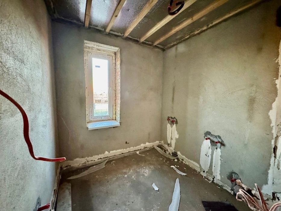 Продам чистовий квадродуплекс. Провулок Весняний. Вода центральна.