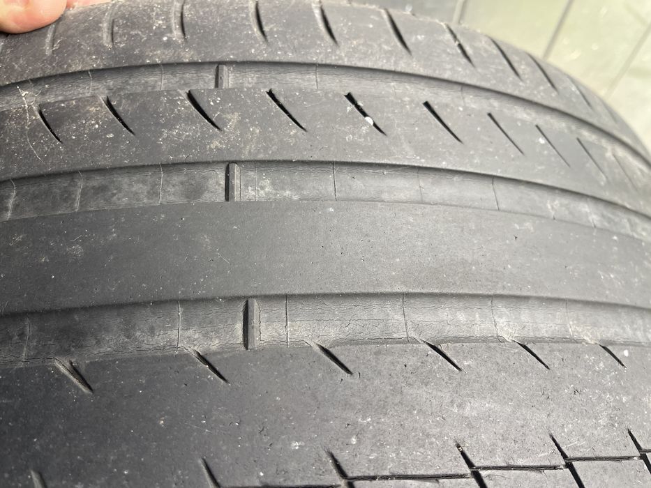 1 Pneu Michelin pilot sport 265/30/20 usado