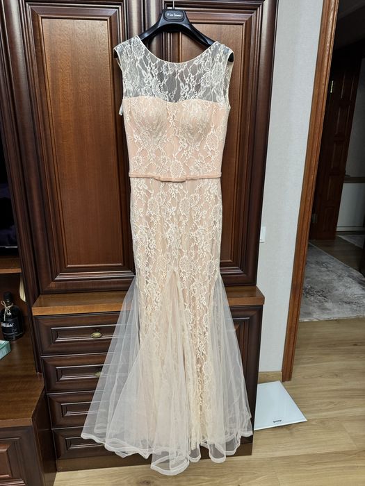 Вечірня сукня\Весільна