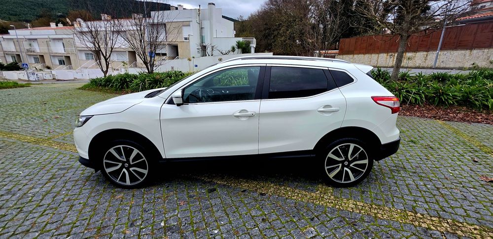 Nissan Qashqai 1.5DCi TEKNA PREMIUM S 19"