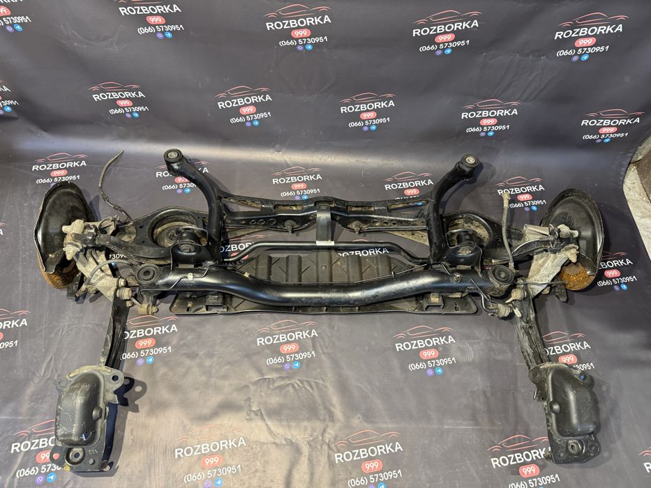 Балка задня Passat B7 підрамник с зборі Пассат Б7