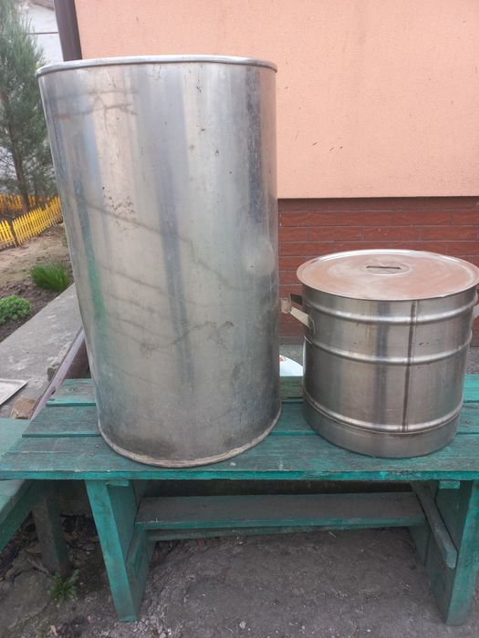 Емкости из нержавейки.