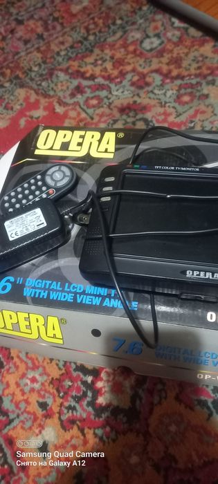 Маленький телевизор