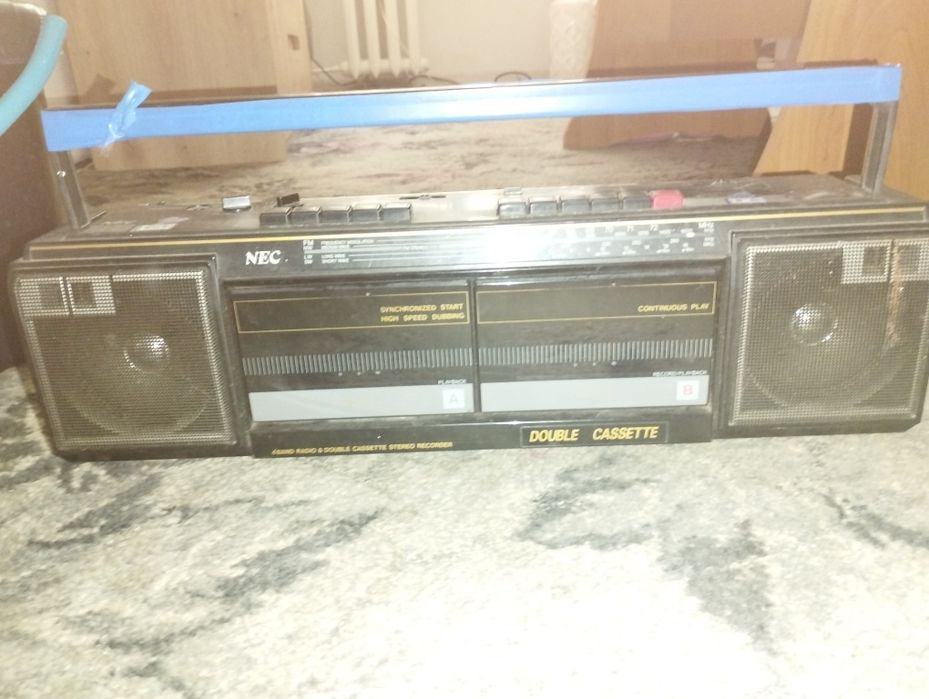 Sprzedam radio dobry stan
