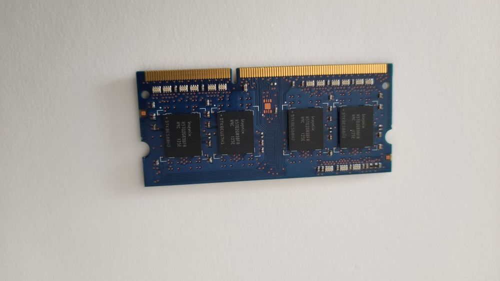 Hynix Memória 2GB 1Rx8 PC3-10600S