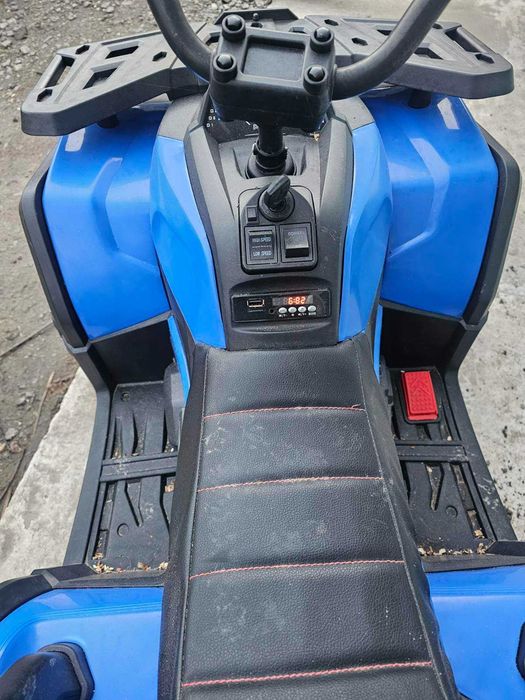 Дитячий електроквадроцикл Desert 900