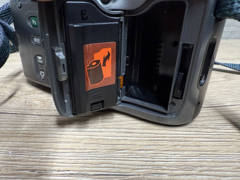 Плівковий фотоапарат Nikon Pronea 600i