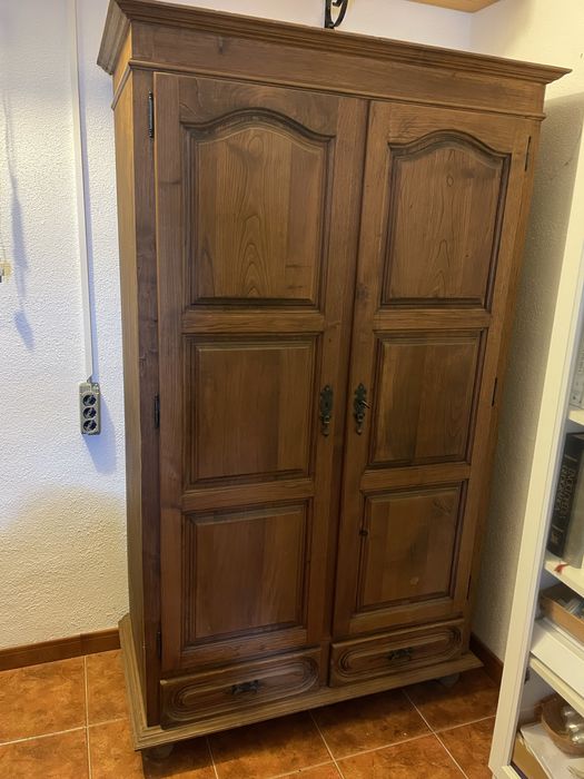 Guarda-fatos/Roupeiro