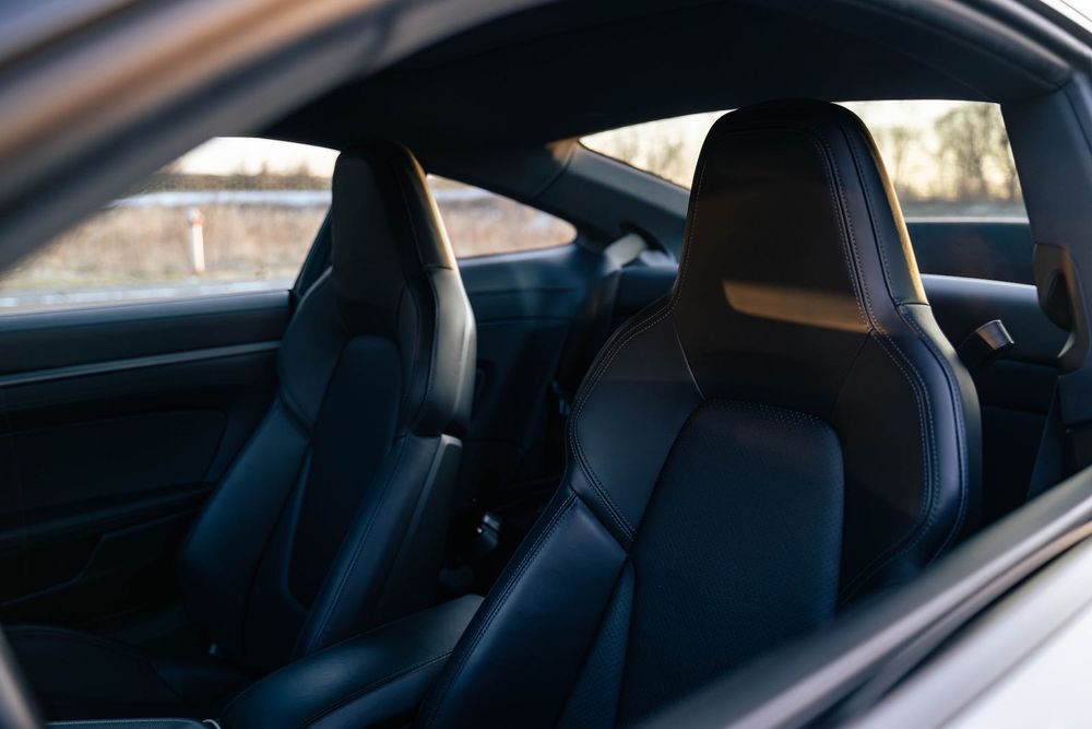 Wynajem Porsche 911 Carrera 4S 4x4 turbo wypożyczalnia samochodów