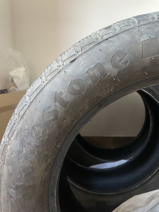 Три шини Firestone WeatherGrip 225/60 R18 100H (всесезонні)