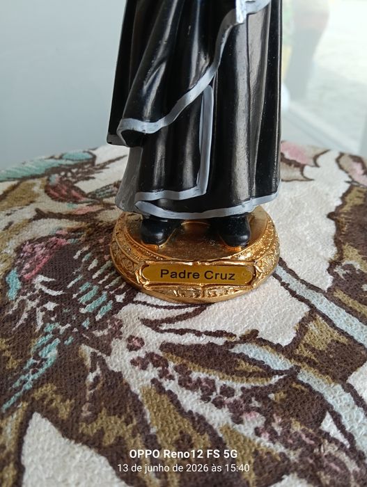 Estátua Padre Cruz