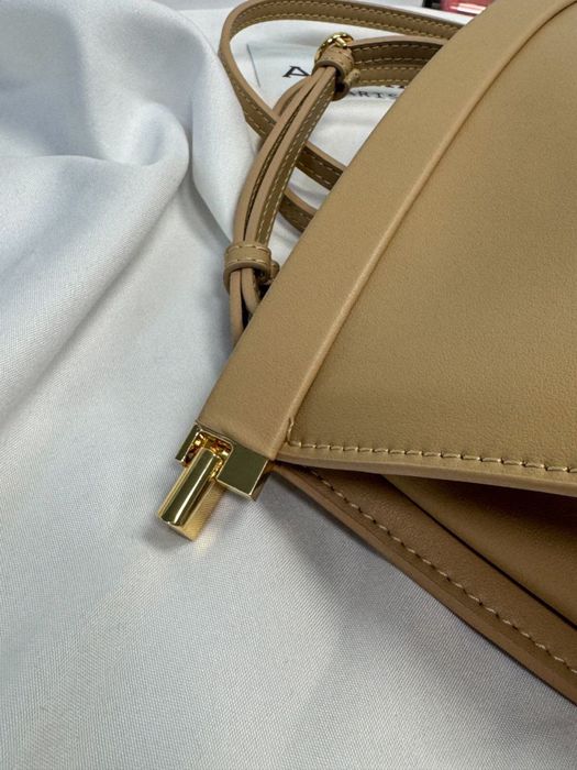 Сумка преміум класу alaia