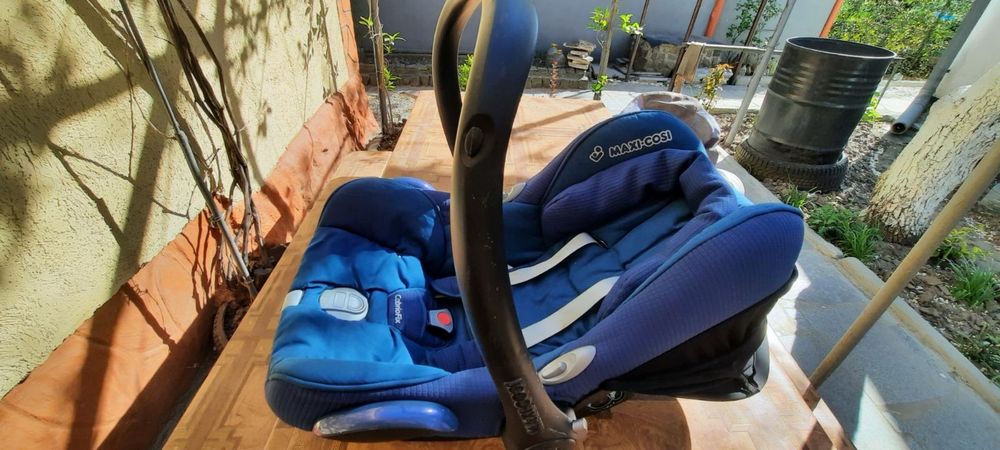 Автокрісло Maxi-Cosi CabrioFix (0–13 кг)