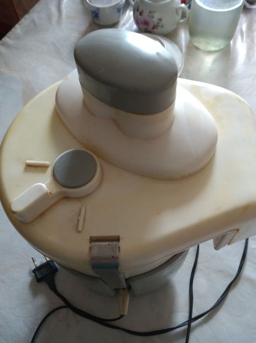 Соковижималка Журавинка-2