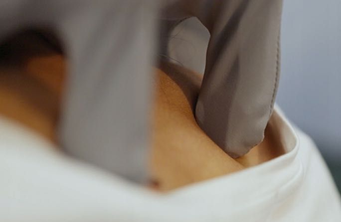 Masażer Bezprzewodowy Do Szyi Karku Ramion Pleców Na Akumulator Herz