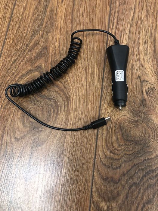 Ładowarka do gniazda zapalniczki tupu mikro USB