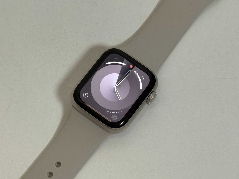 Apple Watch SE 2 Gen 40mm 2022 Silver + Pasek i Ładowarka - 84% Kondycji Baterii - Gwarancja - Super Stan -