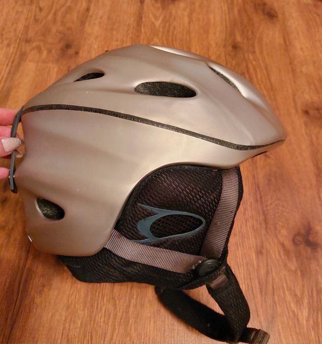 Шлем GIRO виробник США