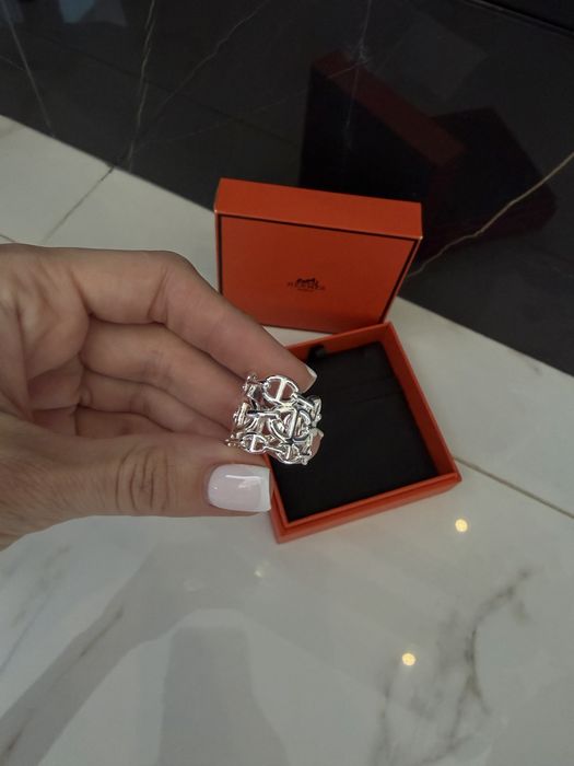 Hermes колечко.