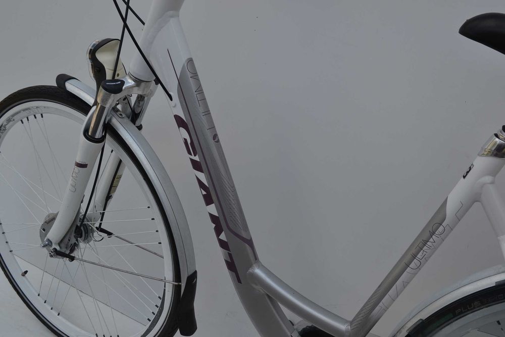 Biały rower holenderski * damka Giant Ultimo koła 28'' nexus 7