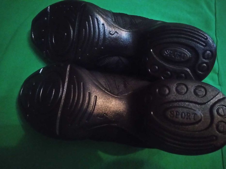 Сучасні жіночі джазовки для танців і фітнесу з м'якою підошвою