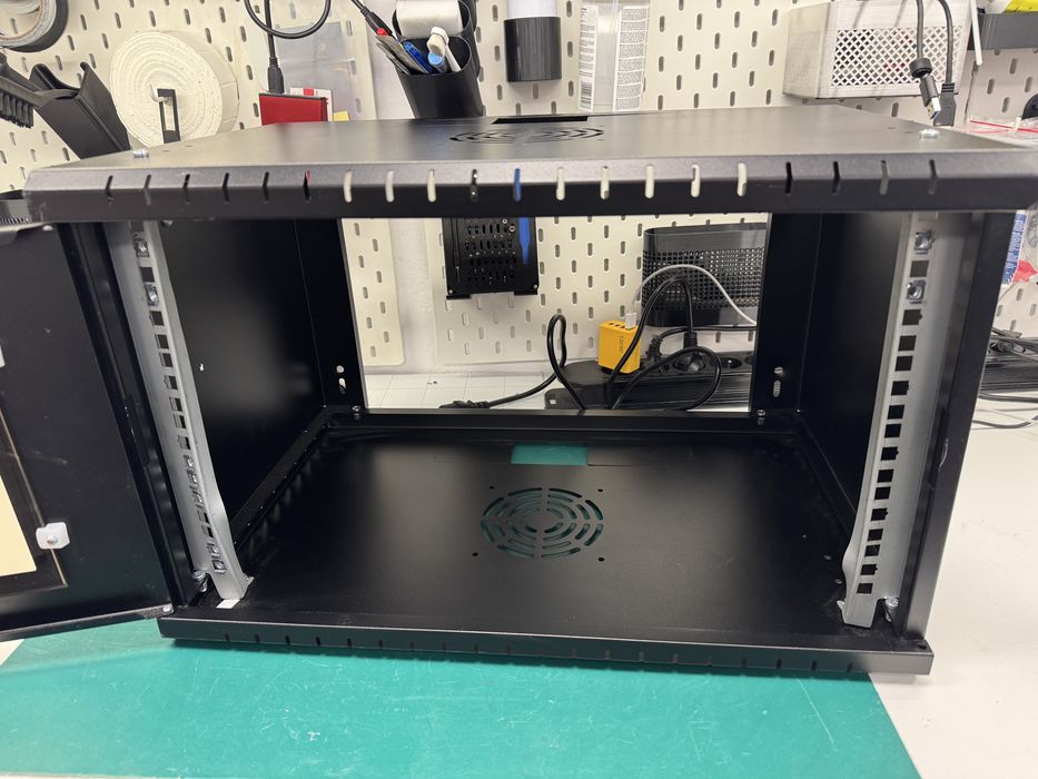 Szafa rack 6U 19”
