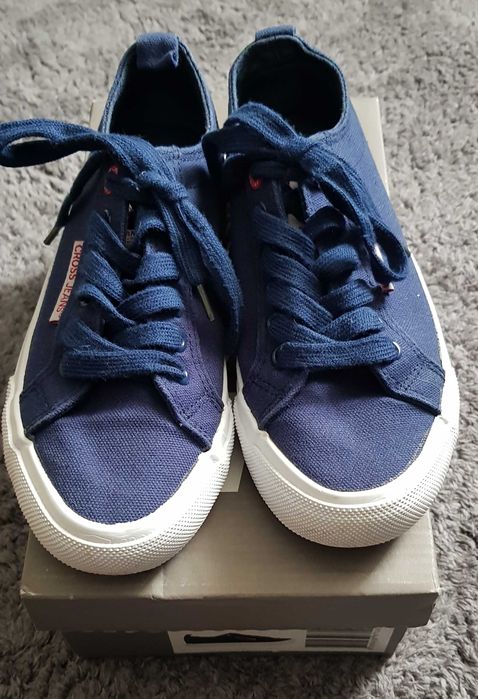 Damskie tenisówki Cross Jeans 36