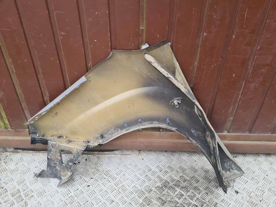 Peugeot Rifter błotnik przód prawy EVL 2022r