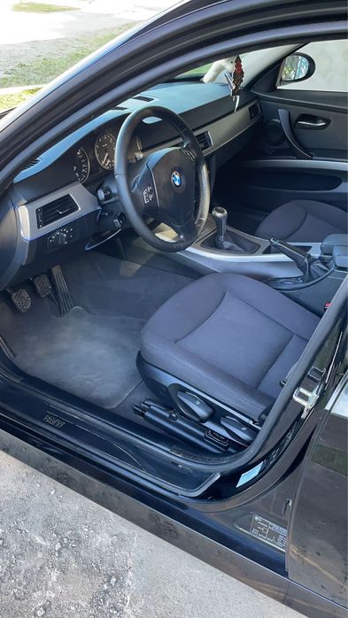 Sprzedam bmw e 90 2.0 benzyna