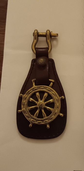 Porta chaves nautico em couro