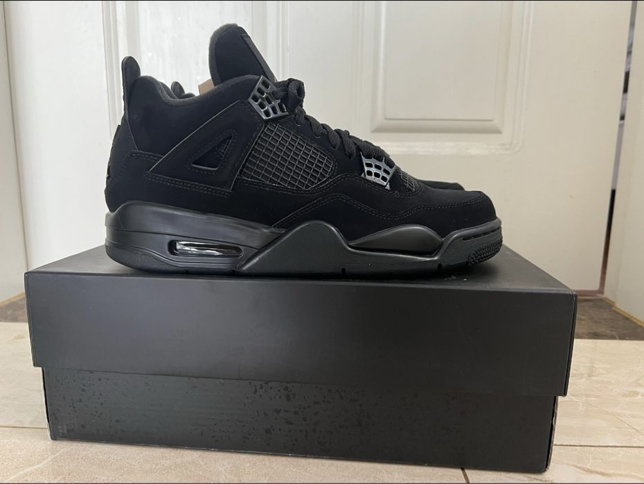 Buty Nike Air Jordan 4 black cat