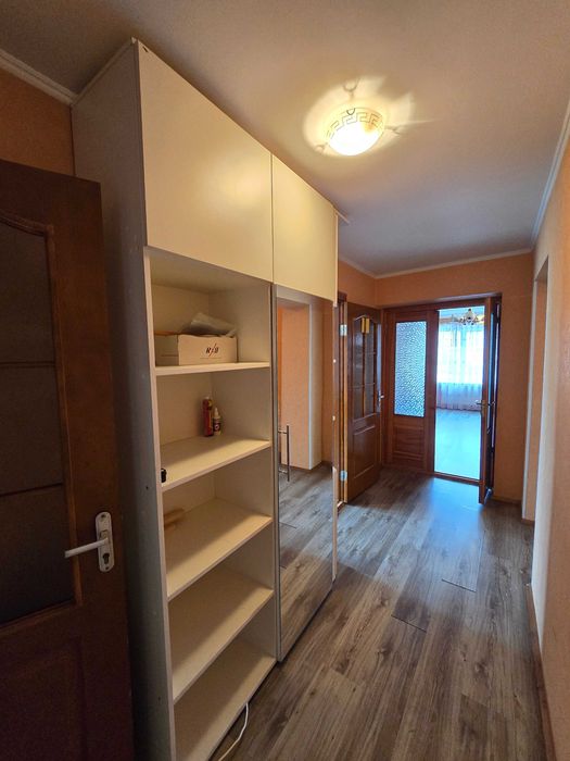 Здається 3-кварт по вул.Волошкові в р-ні Олієжир комбінат,читайте опис