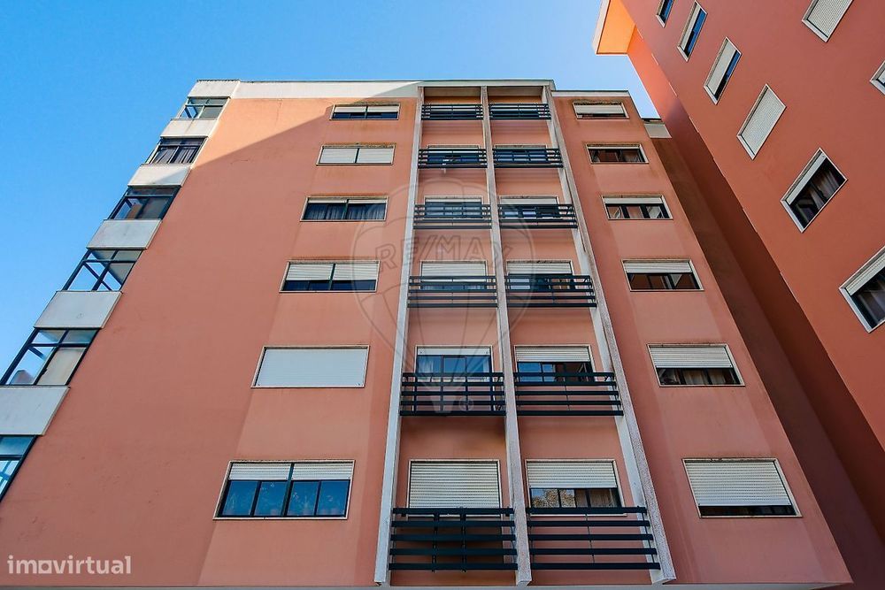 Apartamento T2 para venda — Cacém E São Marcos, Lisboa
