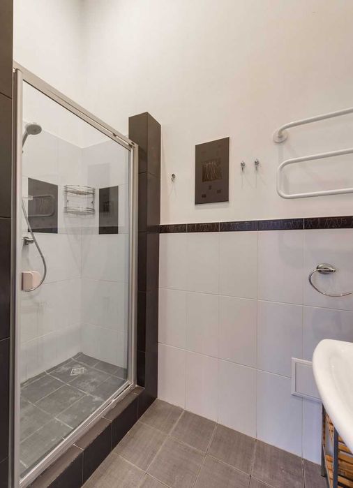 Оренда, вул. Антоновича, 23, 3 кімнати, 90 м², Kiyv rent apartment