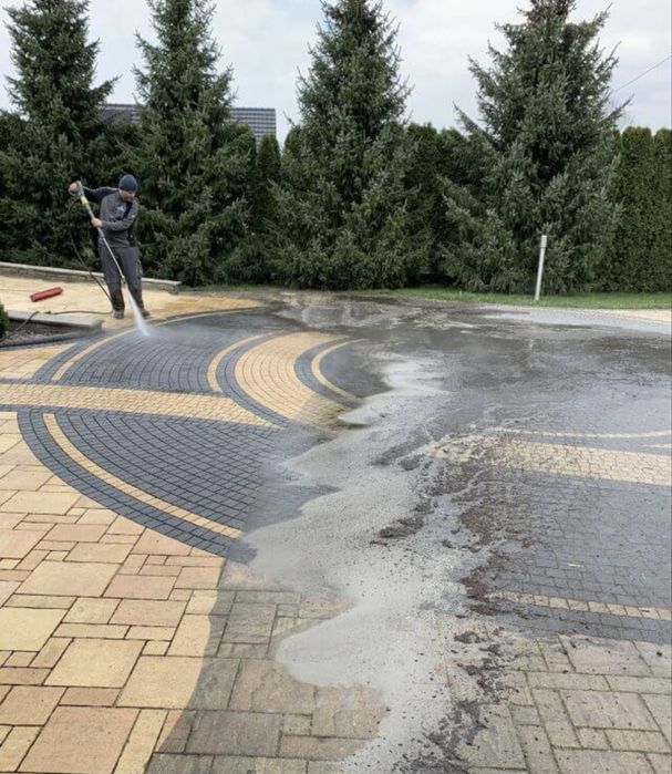 Koszenie trawników,pielegnacja ogrodów,wywóz gruzu,wywóz gabarytów