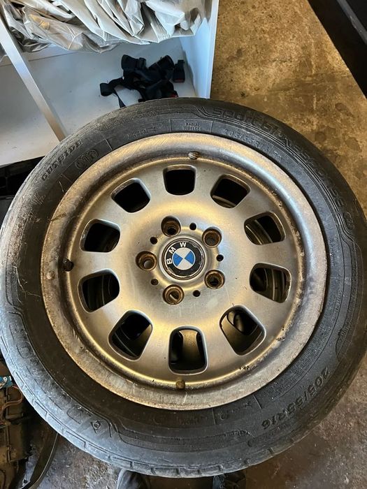4 Jantes BMW+ 4 Pneus Dunlop 205/55 R16