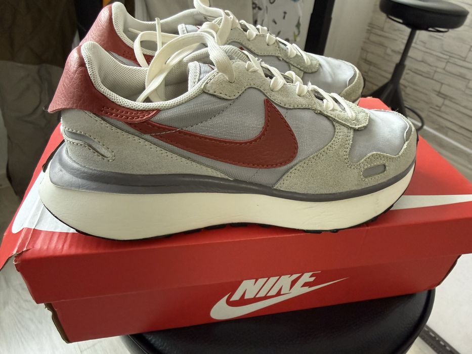 Кросівки Nike phoenix waffle 36,5 розмір