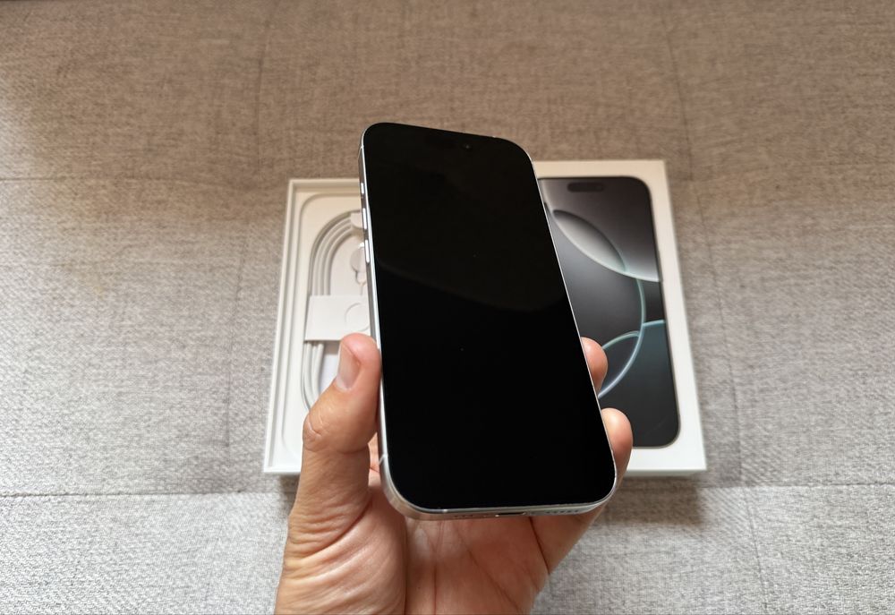  Apple iPhone 16 Pro Max 256GB White Titanium I Bateria 94% I Komplet