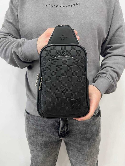 Сумка-слінг Louis Vuitton чоловіча LV сумка через плече