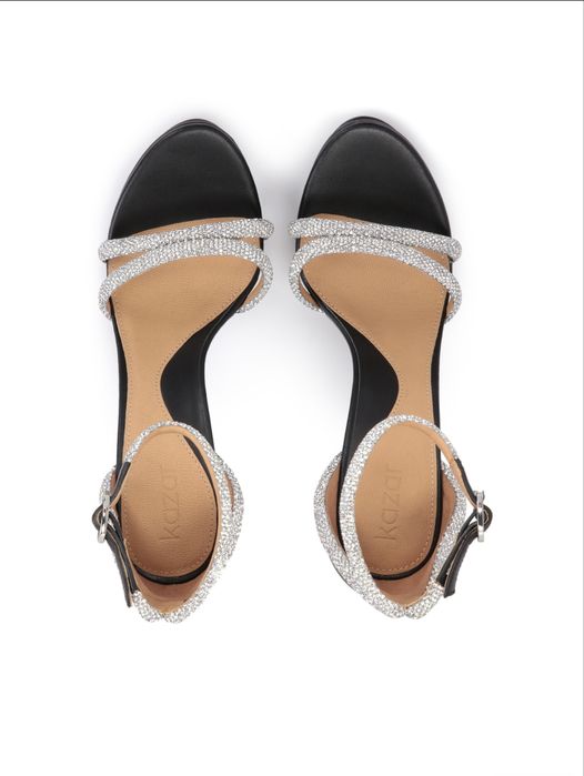 Sandały na wysokim obcasie i platformie Kazar