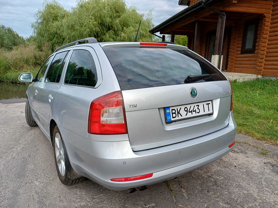Автомобіль Skoda A5