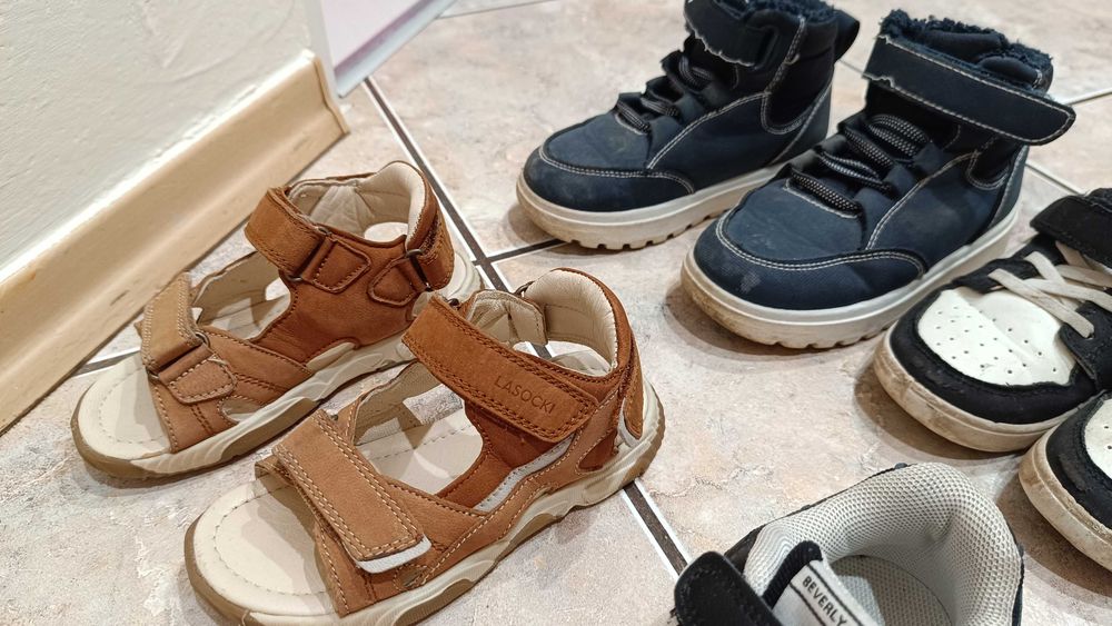 Buty 26 chłopięce paka mix