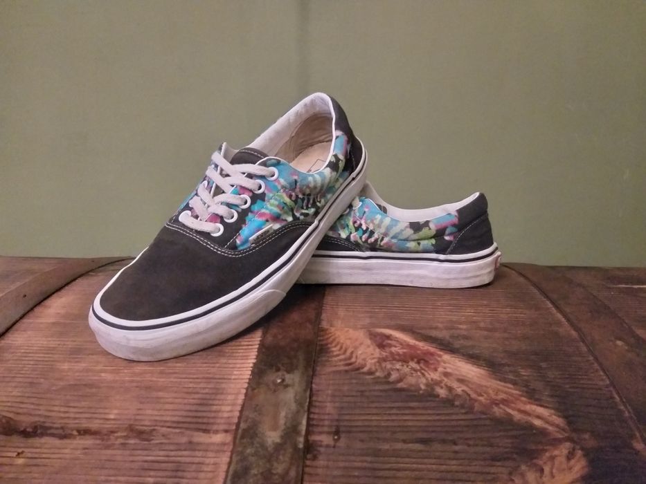 Vans authentic tie dye