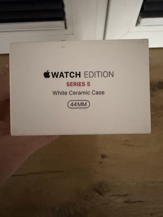 Apple Watch 5 44 ceramic edition cellular
