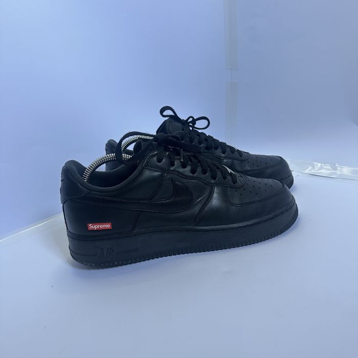 Кросівки Nike Air Force 1 Low x Supreme Розмір 42.5